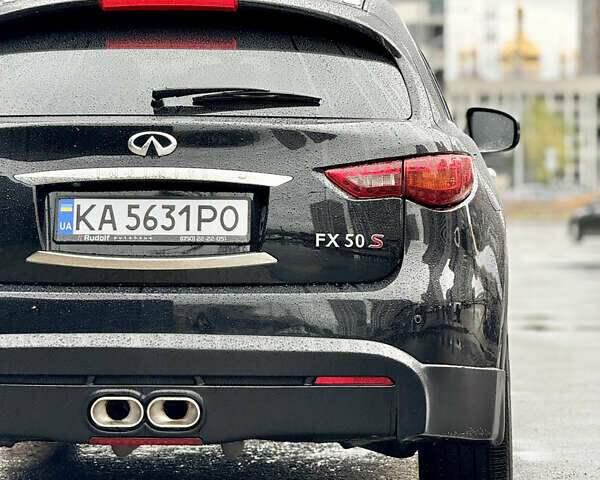 Инфинити ФХ 50 2010 в Киеве на Automoto.ua Черный Инфинити ФХ 50, объемом двигателя 5 л и пробегом 65 тыс. км за 19500 $, фото 6 на Automoto.ua