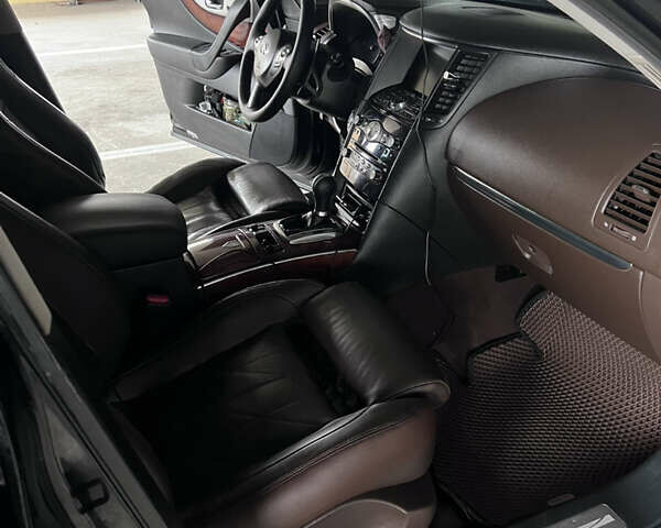 Чорний Інфініті ФХ 50, об'ємом двигуна 5.03 л та пробігом 194 тис. км за 15700 $, фото 10 на Automoto.ua