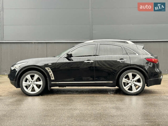 Инфинити ФХ 50 2010 в Киеве на Automoto.ua Черный Инфинити ФХ 50, объемом двигателя 5 л и пробегом 65 тыс. км за 19500 $, фото 9 на Automoto.ua