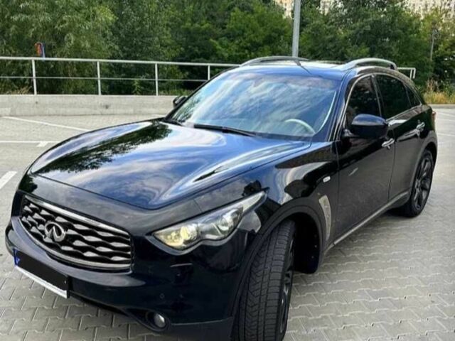 Чорний Інфініті ФХ 50, об'ємом двигуна 5 л та пробігом 205 тис. км за 14900 $, фото 1 на Automoto.ua