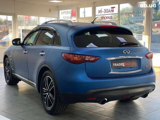 Инфинити ФХ 50, объемом двигателя 5 л и пробегом 134 тыс. км за 10990 $, фото 7 на Automoto.ua