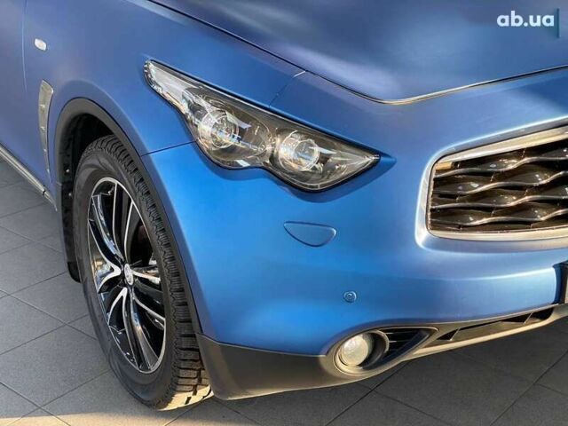 Инфинити ФХ 50, объемом двигателя 5 л и пробегом 134 тыс. км за 10990 $, фото 2 на Automoto.ua