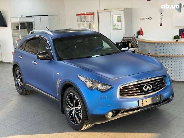 Инфинити ФХ 50, объемом двигателя 5 л и пробегом 134 тыс. км за 10990 $, фото 1 на Automoto.ua