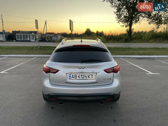 Сірий Інфініті ФХ 50, об'ємом двигуна 5.03 л та пробігом 196 тис. км за 14900 $, фото 10 на Automoto.ua