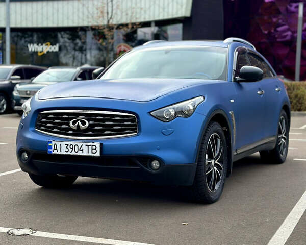 Синий Инфинити ФХ 50, объемом двигателя 5 л и пробегом 134 тыс. км за 11500 $, фото 4 на Automoto.ua