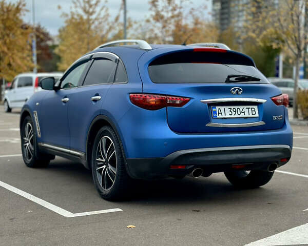 Синий Инфинити ФХ 50, объемом двигателя 5 л и пробегом 134 тыс. км за 11500 $, фото 3 на Automoto.ua
