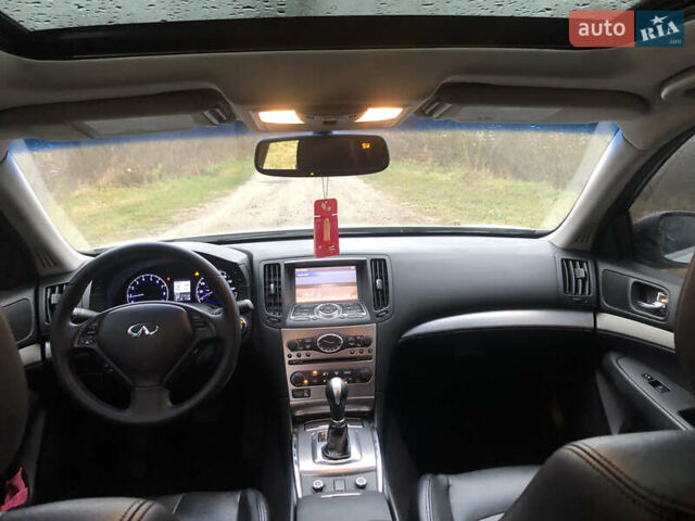 Білий Інфініті G25, об'ємом двигуна 2.5 л та пробігом 186 тис. км за 10800 $, фото 31 на Automoto.ua