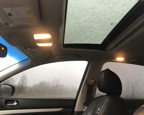 Білий Інфініті G25, об'ємом двигуна 2.5 л та пробігом 186 тис. км за 10800 $, фото 30 на Automoto.ua