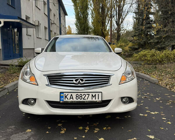 Белый Инфинити G25, объемом двигателя 2.5 л и пробегом 160 тыс. км за 11500 $, фото 7 на Automoto.ua
