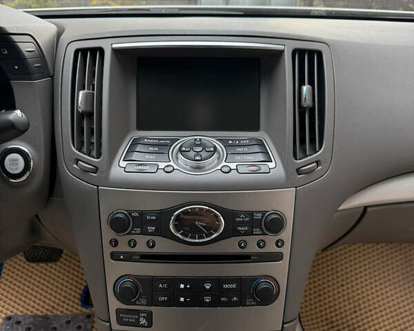 Белый Инфинити G25, объемом двигателя 2.5 л и пробегом 160 тыс. км за 11500 $, фото 20 на Automoto.ua