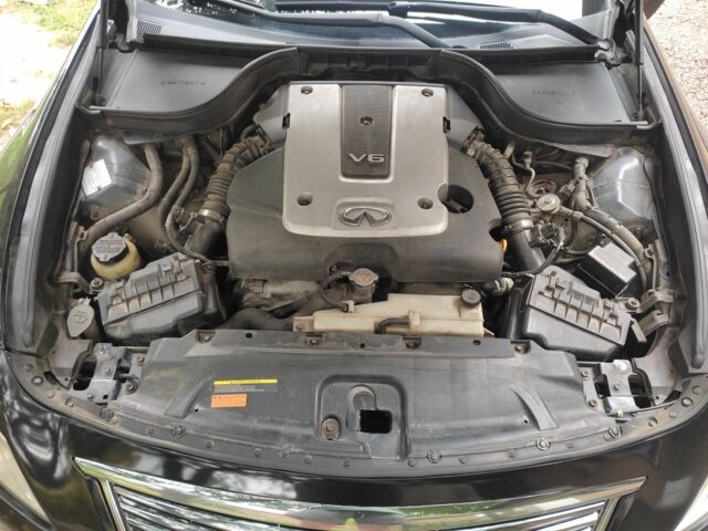 Черный Инфинити G25, объемом двигателя 2.5 л и пробегом 217 тыс. км за 7800 $, фото 16 на Automoto.ua