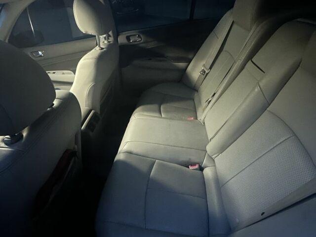 Черный Инфинити G25, объемом двигателя 2.5 л и пробегом 270 тыс. км за 9999 $, фото 5 на Automoto.ua