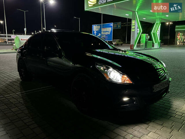 Черный Инфинити G25, объемом двигателя 2.5 л и пробегом 273 тыс. км за 10500 $, фото 6 на Automoto.ua