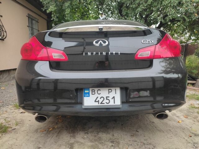 Черный Инфинити G25, объемом двигателя 2.5 л и пробегом 217 тыс. км за 7800 $, фото 11 на Automoto.ua