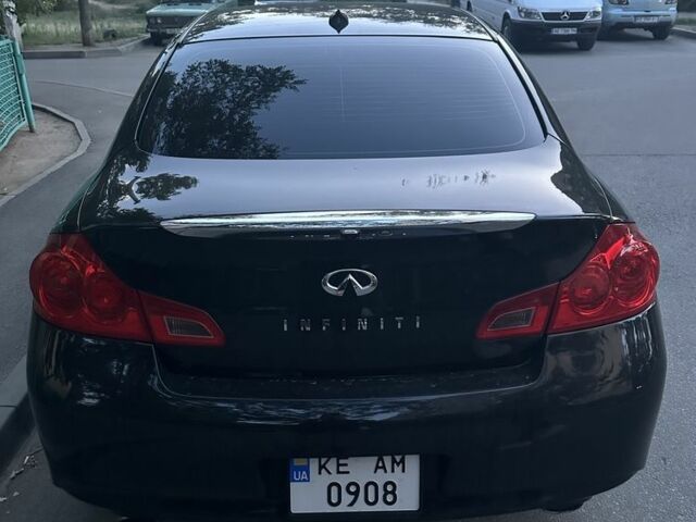 Черный Инфинити G25, объемом двигателя 2.5 л и пробегом 270 тыс. км за 9999 $, фото 1 на Automoto.ua