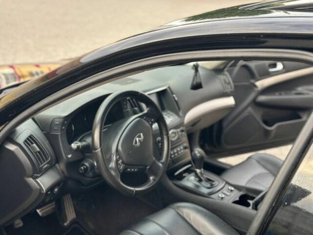 Черный Инфинити G25, объемом двигателя 2.5 л и пробегом 185 тыс. км за 8499 $, фото 4 на Automoto.ua