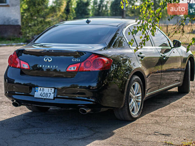 Черный Инфинити G25, объемом двигателя 2.5 л и пробегом 310 тыс. км за 8600 $, фото 3 на Automoto.ua
