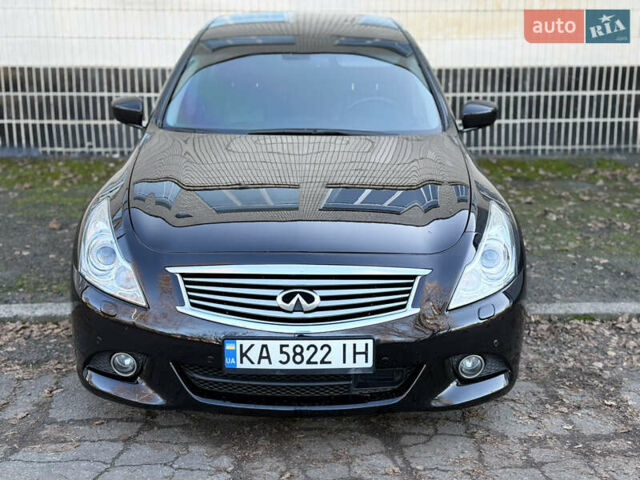 Чорний Інфініті G25, об'ємом двигуна 2.5 л та пробігом 173 тис. км за 10300 $, фото 4 на Automoto.ua