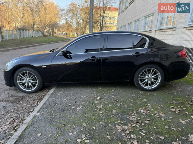Чорний Інфініті G25, об'ємом двигуна 2.5 л та пробігом 173 тис. км за 10300 $, фото 2 на Automoto.ua