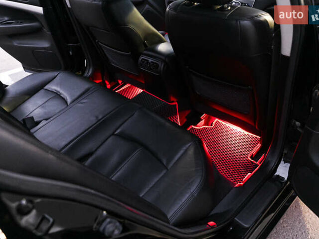 Черный Инфинити G25, объемом двигателя 2.5 л и пробегом 245 тыс. км за 11000 $, фото 45 на Automoto.ua