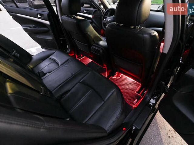 Черный Инфинити G25, объемом двигателя 2.5 л и пробегом 245 тыс. км за 11000 $, фото 46 на Automoto.ua