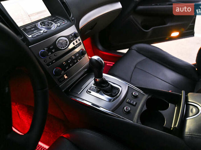 Черный Инфинити G25, объемом двигателя 2.5 л и пробегом 245 тыс. км за 11000 $, фото 55 на Automoto.ua