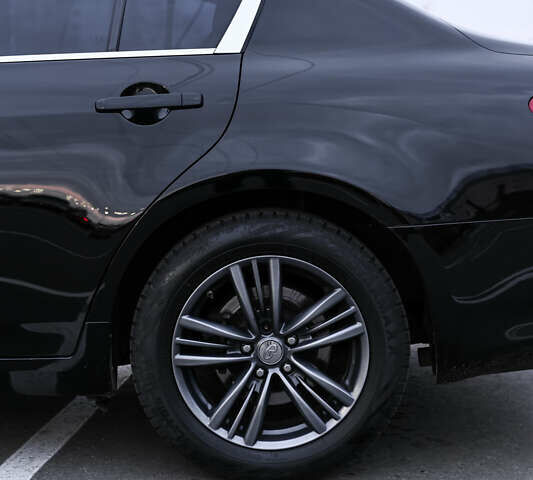 Черный Инфинити G25, объемом двигателя 2.5 л и пробегом 245 тыс. км за 11000 $, фото 8 на Automoto.ua