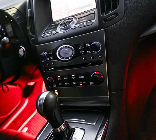 Черный Инфинити G25, объемом двигателя 2.5 л и пробегом 245 тыс. км за 11000 $, фото 62 на Automoto.ua