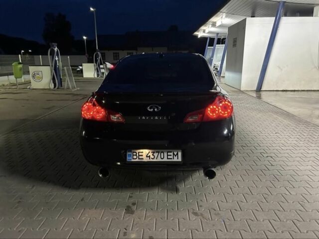 Чорний Інфініті G25, об'ємом двигуна 2.5 л та пробігом 185 тис. км за 9289 $, фото 2 на Automoto.ua