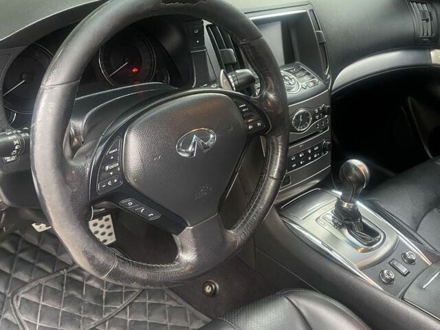Черный Инфинити G25, объемом двигателя 2.5 л и пробегом 260 тыс. км за 8200 $, фото 4 на Automoto.ua