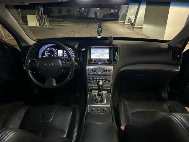 Чорний Інфініті G25, об'ємом двигуна 2.5 л та пробігом 185 тис. км за 9289 $, фото 6 на Automoto.ua