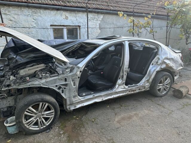 Серый Инфинити G25, объемом двигателя 2.5 л и пробегом 130 тыс. км за 2200 $, фото 4 на Automoto.ua