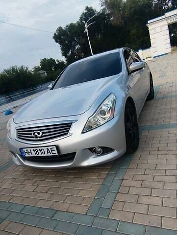 Серый Инфинити G25, объемом двигателя 2.5 л и пробегом 240 тыс. км за 8400 $, фото 10 на Automoto.ua
