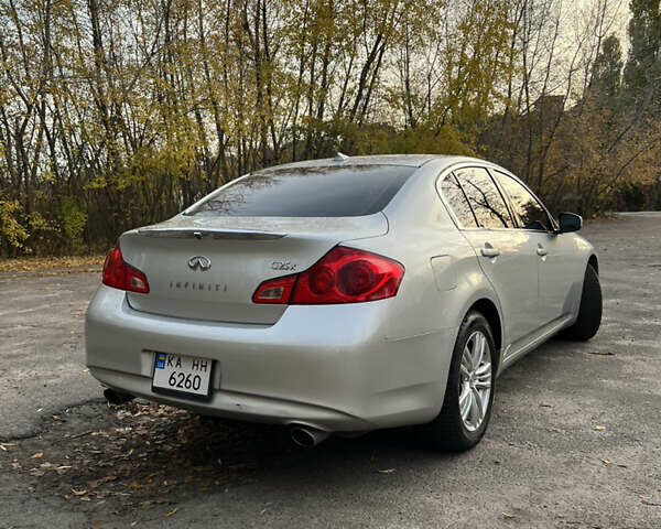 Серый Инфинити G25, объемом двигателя 2.5 л и пробегом 256 тыс. км за 9100 $, фото 9 на Automoto.ua