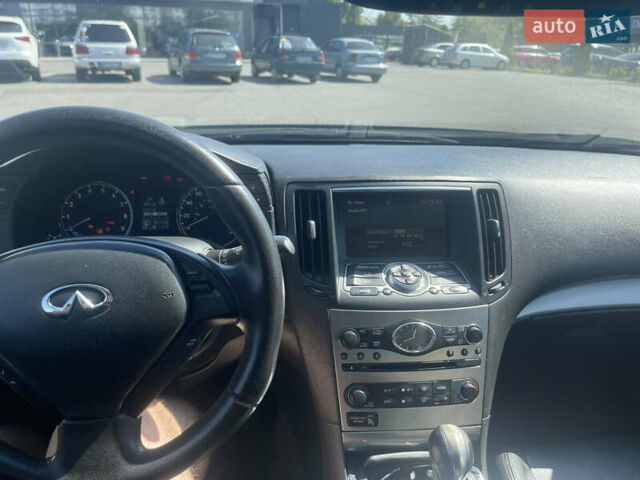 Серый Инфинити G25, объемом двигателя 2.5 л и пробегом 152 тыс. км за 9500 $, фото 9 на Automoto.ua