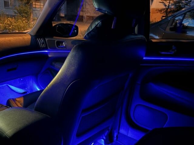 Серый Инфинити G25, объемом двигателя 2.5 л и пробегом 260 тыс. км за 9000 $, фото 7 на Automoto.ua