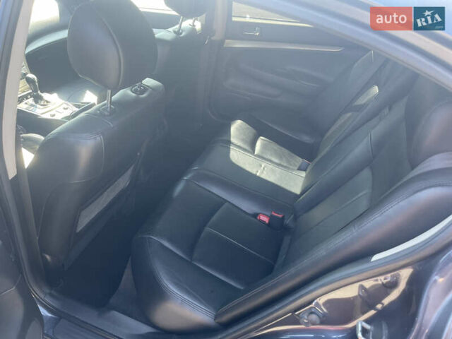 Серый Инфинити G25, объемом двигателя 2.5 л и пробегом 152 тыс. км за 9500 $, фото 6 на Automoto.ua