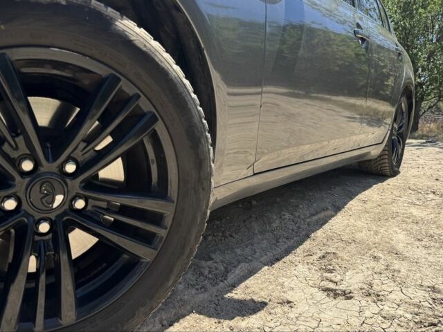 Серый Инфинити G25, объемом двигателя 2.5 л и пробегом 260 тыс. км за 9000 $, фото 4 на Automoto.ua