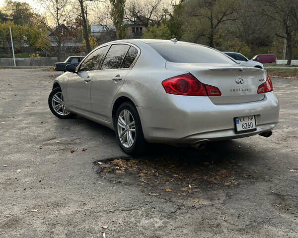 Серый Инфинити G25, объемом двигателя 2.5 л и пробегом 256 тыс. км за 9100 $, фото 7 на Automoto.ua