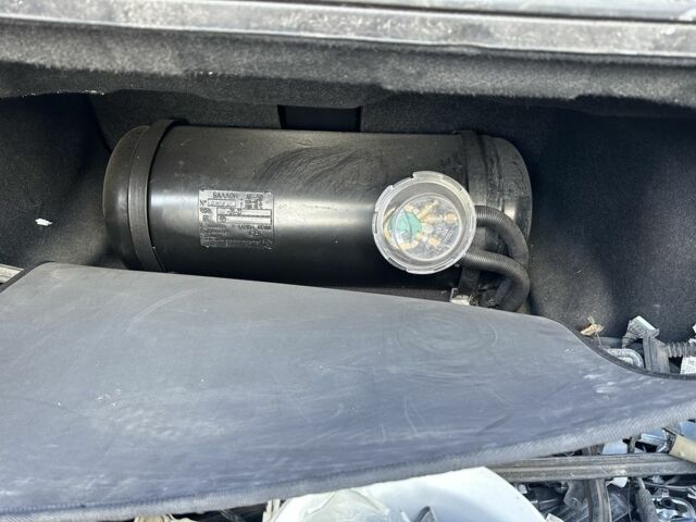 Серый Инфинити G25, объемом двигателя 2.5 л и пробегом 130 тыс. км за 2200 $, фото 9 на Automoto.ua