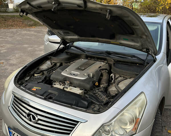 Серый Инфинити G25, объемом двигателя 2.5 л и пробегом 256 тыс. км за 9100 $, фото 18 на Automoto.ua
