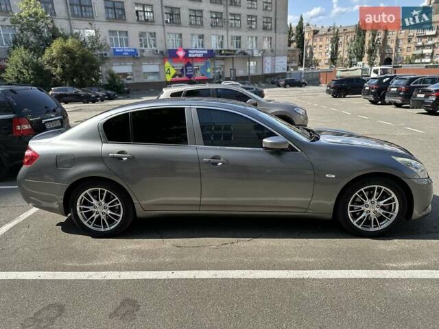 Сірий Інфініті G25, об'ємом двигуна 2.5 л та пробігом 181 тис. км за 10500 $, фото 42 на Automoto.ua