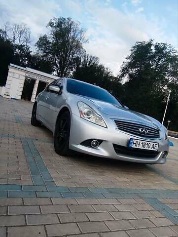 Серый Инфинити G25, объемом двигателя 2.5 л и пробегом 240 тыс. км за 8400 $, фото 11 на Automoto.ua