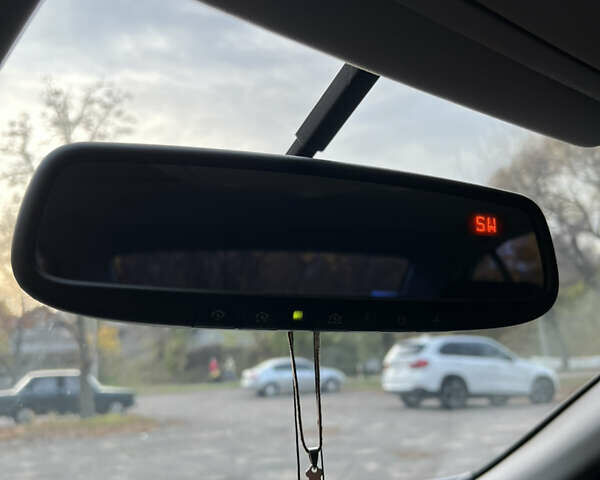 Серый Инфинити G25, объемом двигателя 2.5 л и пробегом 256 тыс. км за 9100 $, фото 22 на Automoto.ua