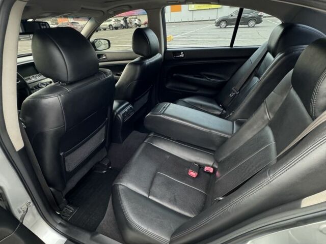 Інфініті G25 2011 у Полтаві на Automoto.ua Сірий Інфініті G25, об'ємом двигуна 2.5 л та пробігом 218 тис. км за 9500 $, фото 12 на Automoto.ua