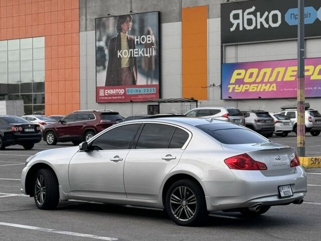 Інфініті G25 2011 у Полтаві на Automoto.ua Сірий Інфініті G25, об'ємом двигуна 2.5 л та пробігом 218 тис. км за 9500 $, фото 6 на Automoto.ua