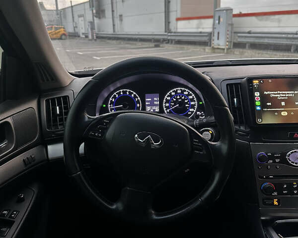 Серый Инфинити G25, объемом двигателя 2.5 л и пробегом 219 тыс. км за 8000 $, фото 9 на Automoto.ua