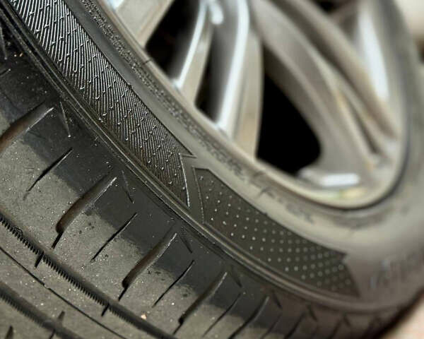 Серый Инфинити G25, объемом двигателя 2.5 л и пробегом 195 тыс. км за 9600 $, фото 19 на Automoto.ua