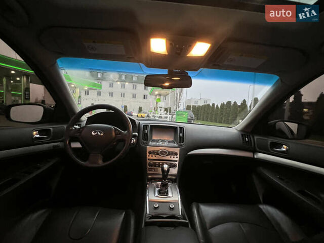 Серый Инфинити G25, объемом двигателя 2.5 л и пробегом 210 тыс. км за 8550 $, фото 11 на Automoto.ua