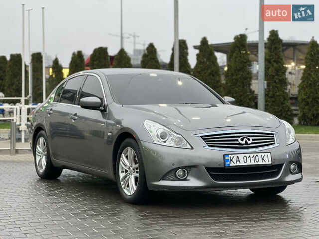 Серый Инфинити G25, объемом двигателя 2.5 л и пробегом 210 тыс. км за 8550 $, фото 2 на Automoto.ua